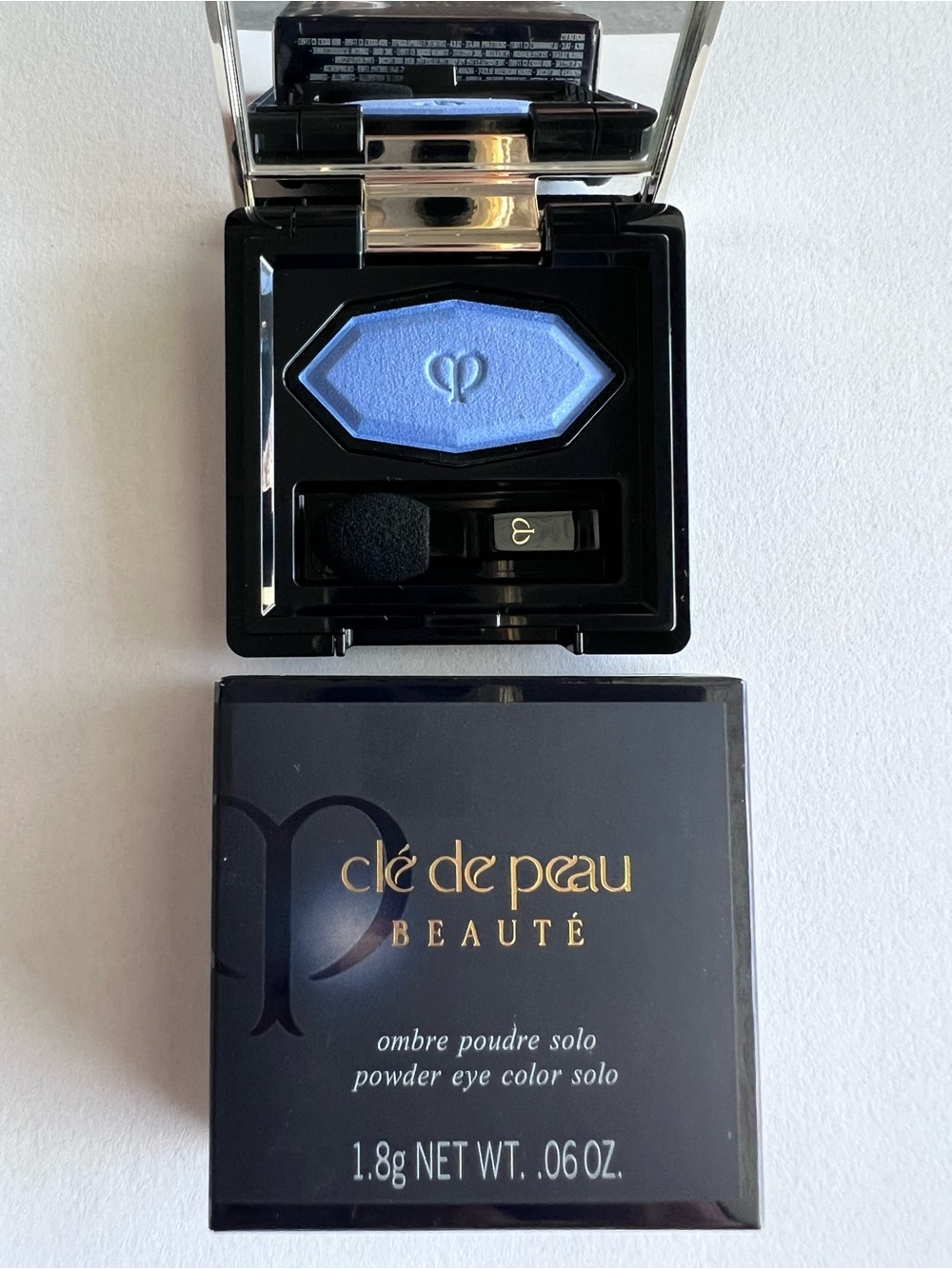 Cle De Peau NWT Blue Single Powder Eye Color Solo Matte 209 French Blue